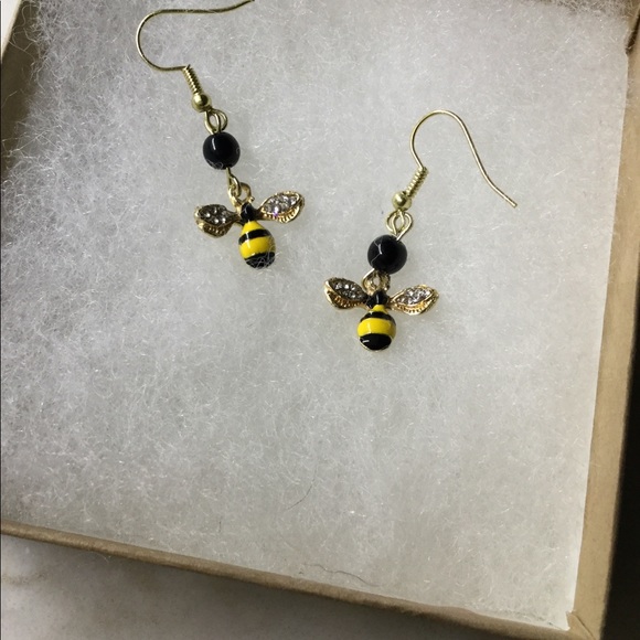 Price Drop ..Earrings, Honey Bee Earrings, - Picture 5 of 8